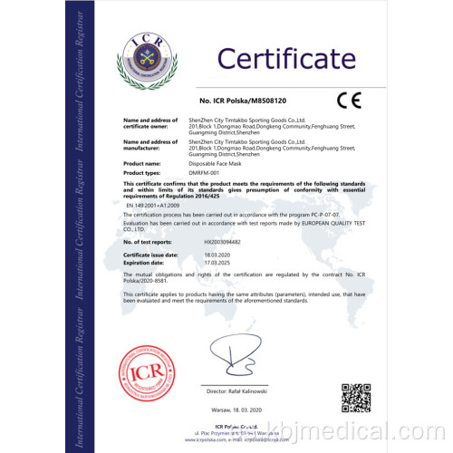 Con mascarilla facial con certificación FDA y CE